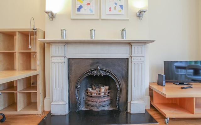 Apartment Queens Large 2 Bdr & 1 Bdr By Breaks